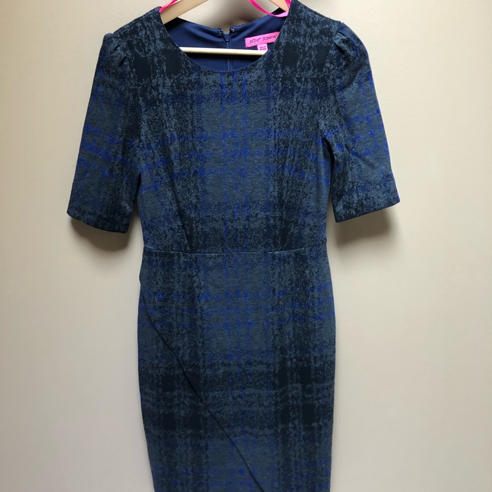 4 for $20 Betsey Johnson Size 4 Work Dress